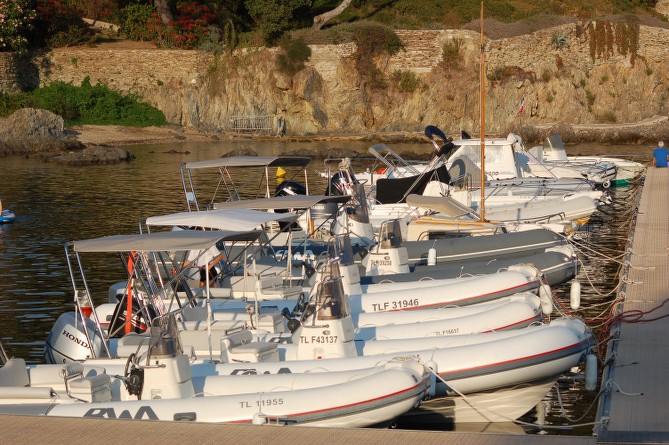 XL Yachting - port du niel HYERES (19)