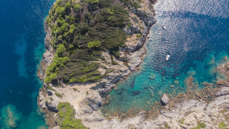 XL yachting locations de bateaux a Porquerolles giens hyeres