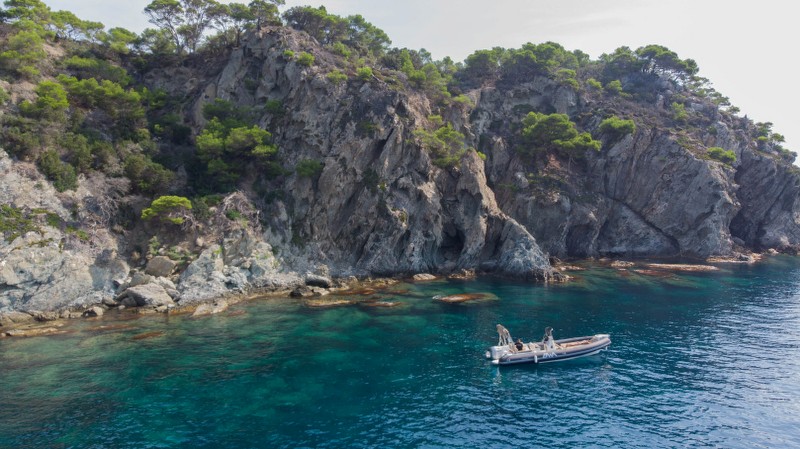 XL yachting locations de bateaux a Porquerolles giens hyeres